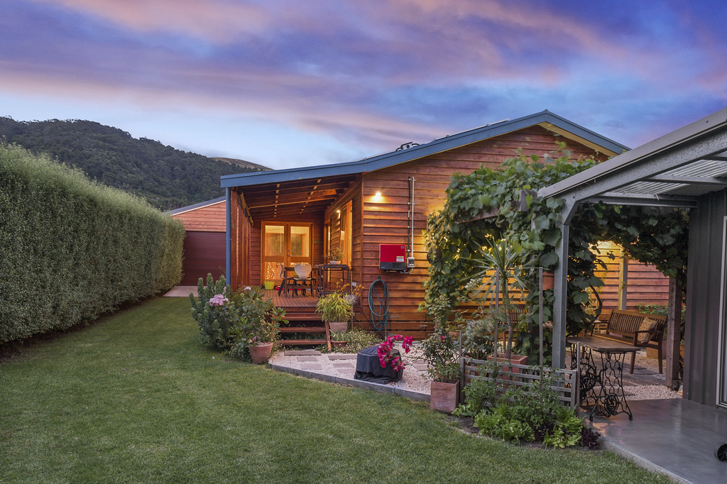 15 Joyce Street, Apollo Bay, VIC, Apollo Bay - Thumbnail 3