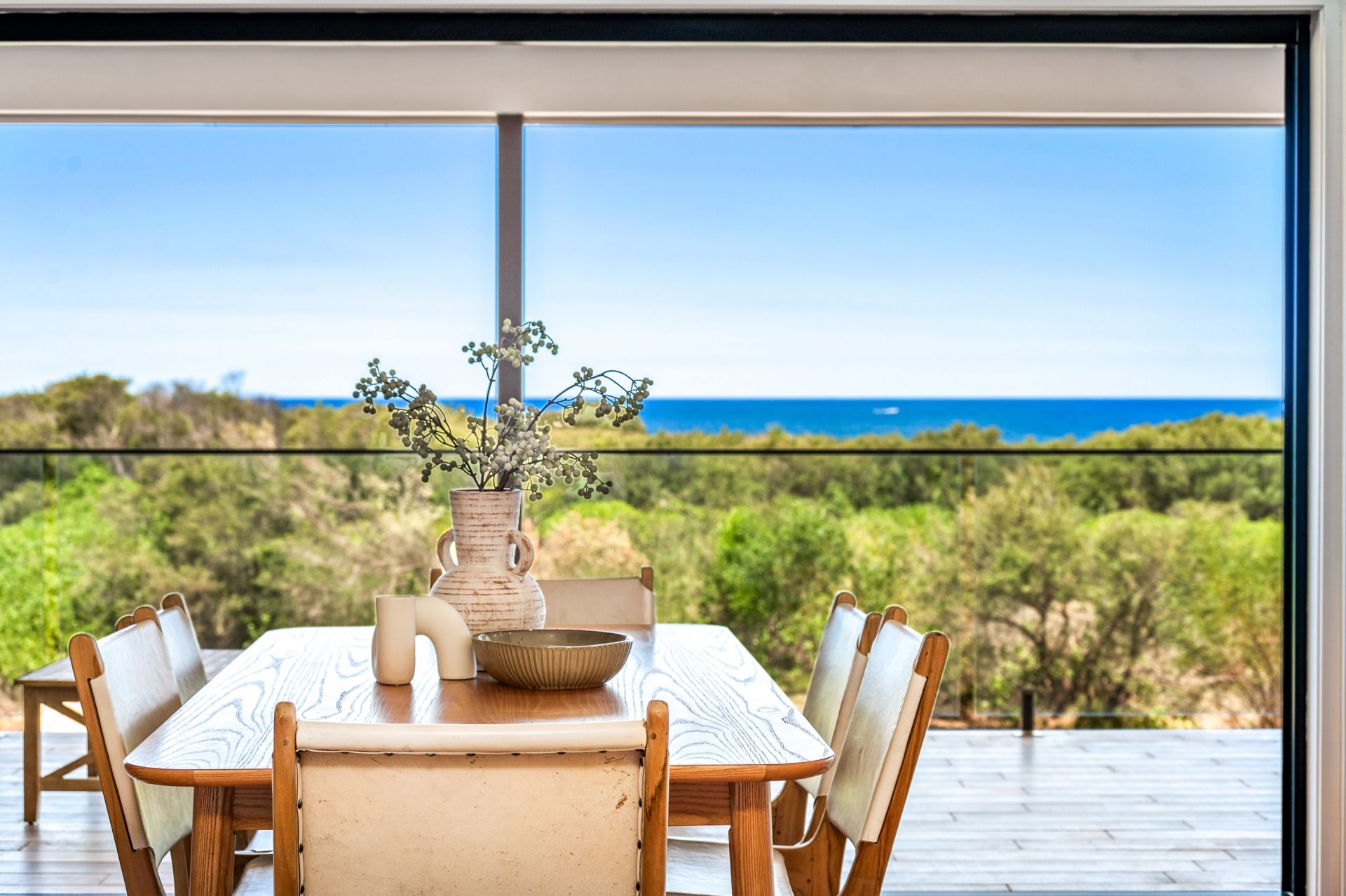 25 Driftwood Close, Caves Beach - Thumbnail 2