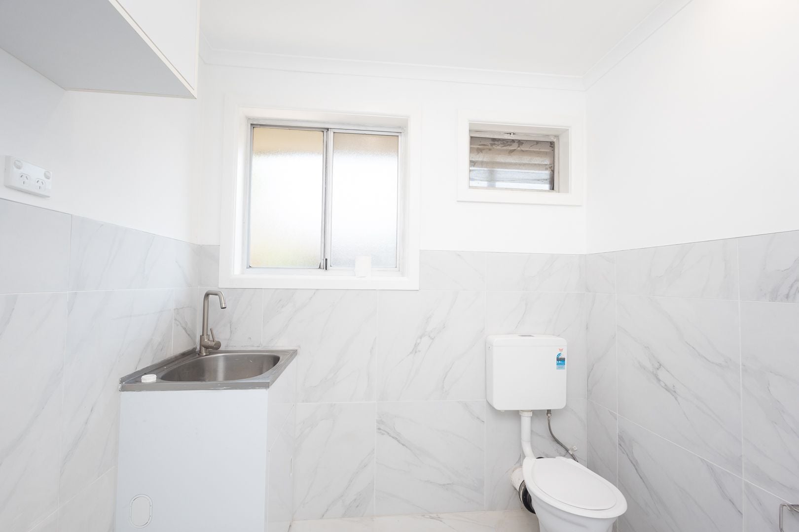Recently Renovated 2-Bedroom Unit in Prime Location – Available for Rent