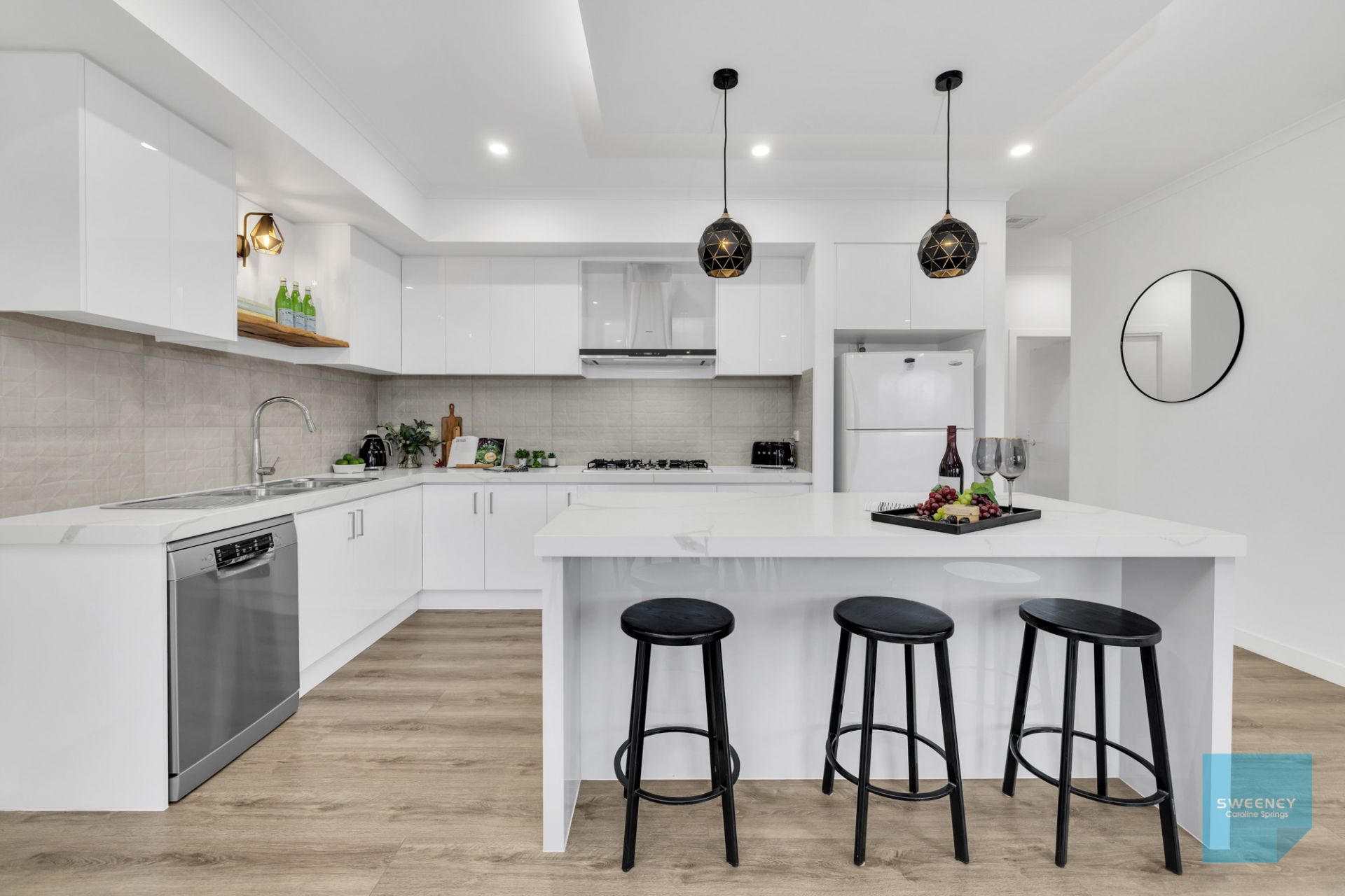 45 Modena Road, Fraser Rise - Thumbnail 5