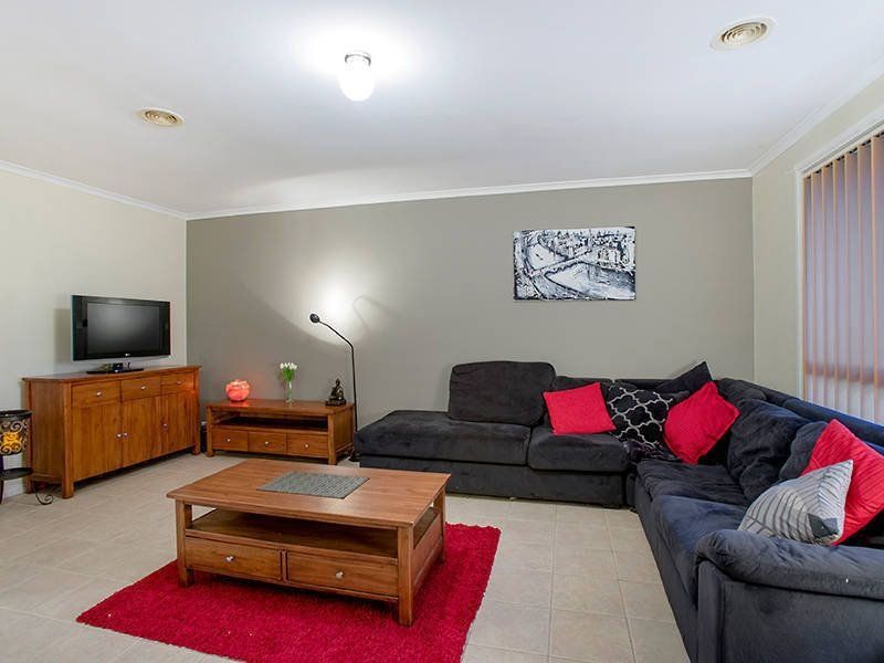 1/166 Merton Street, Altona Meadows - Thumbnail 4