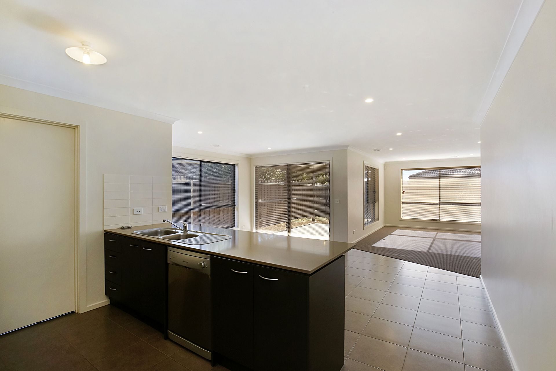 INDULGE IN A MODERN LIFESTYLE