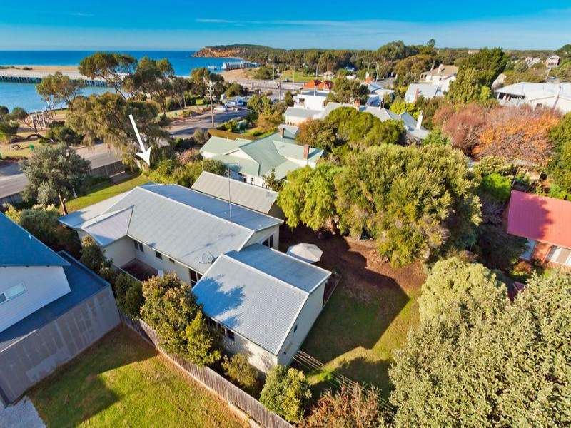 11 Flinders Parade BARWON HEADS VIC, Barwon Heads - Thumbnail 3