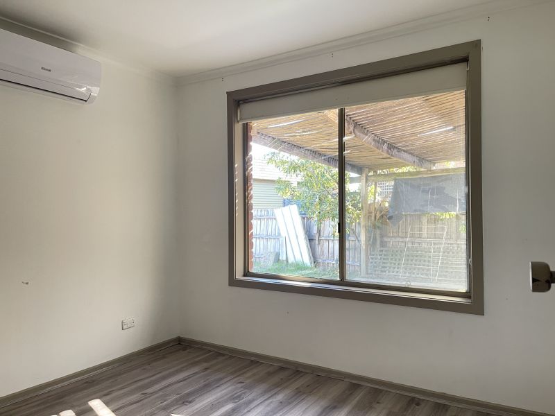 11 Kinlora Avenue, Epping