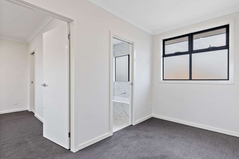 1/54 Galvin Street, Altona - Thumbnail 8