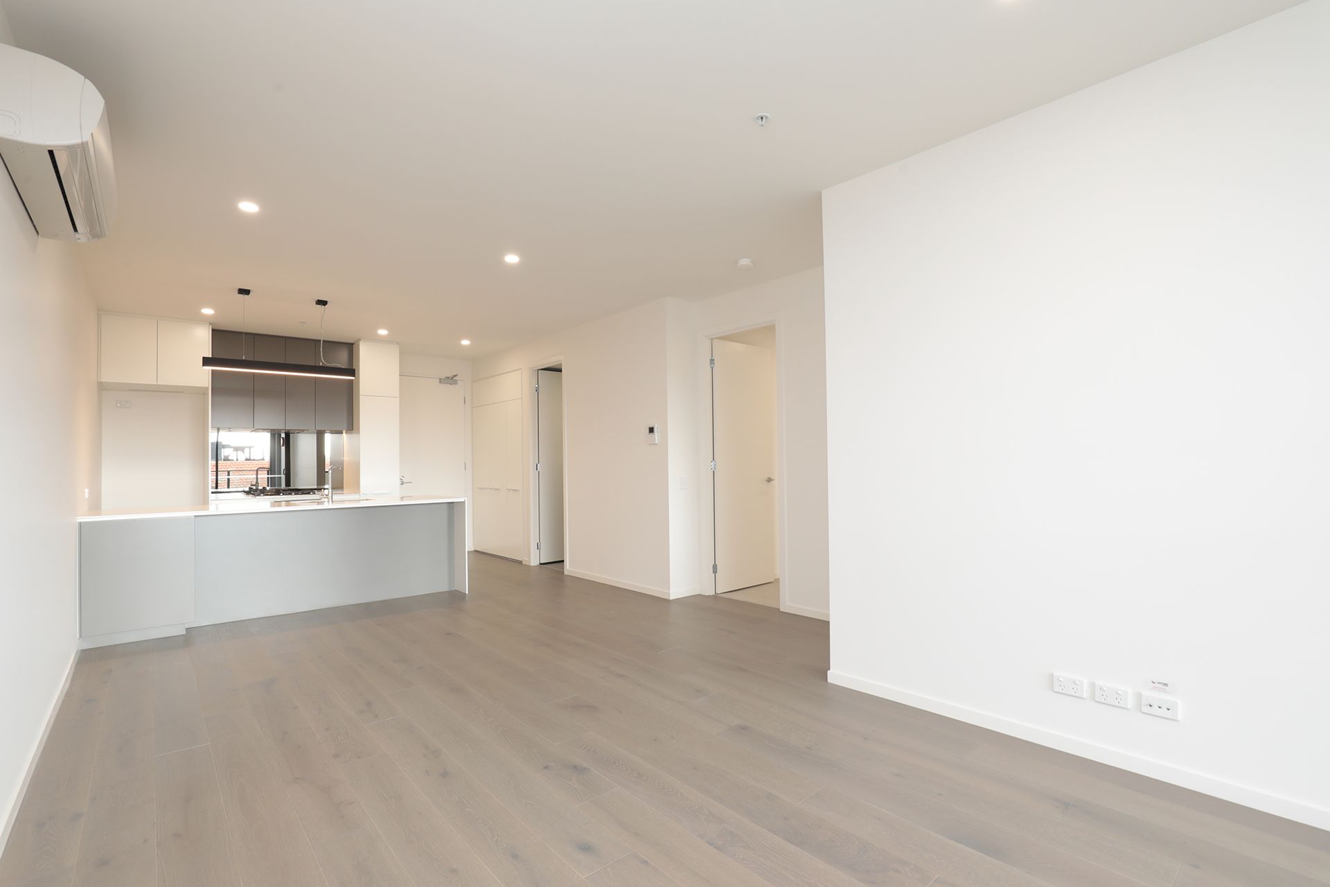 221/138 Glen Eira Road, St Kilda East - Thumbnail 2
