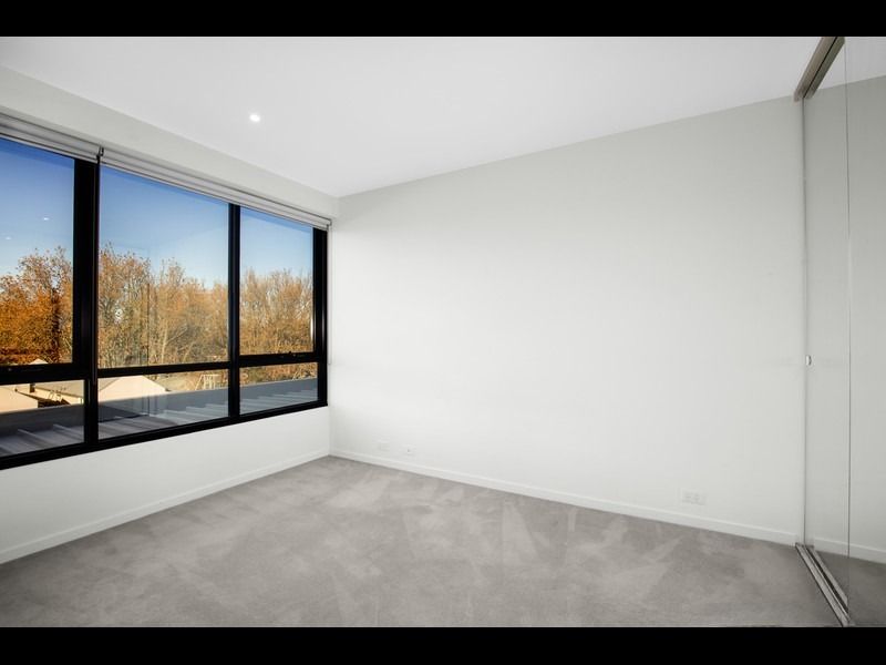 307/26 Broadway, Elwood - Thumbnail 4