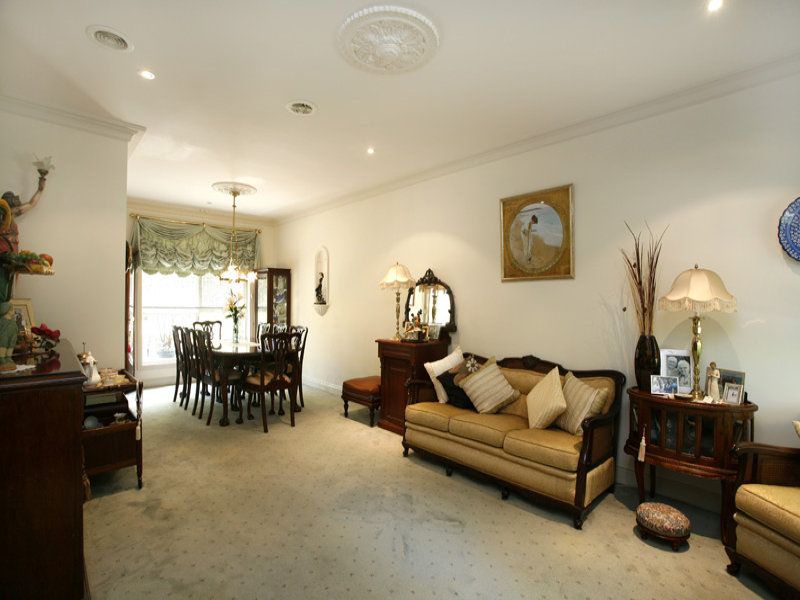 2/12 Seves Street, Altona - Thumbnail 4