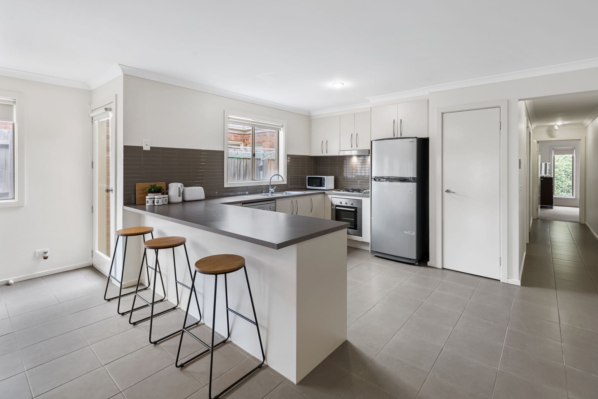 250 The Lakes Boulevard South Morang, South Morang - Thumbnail 8