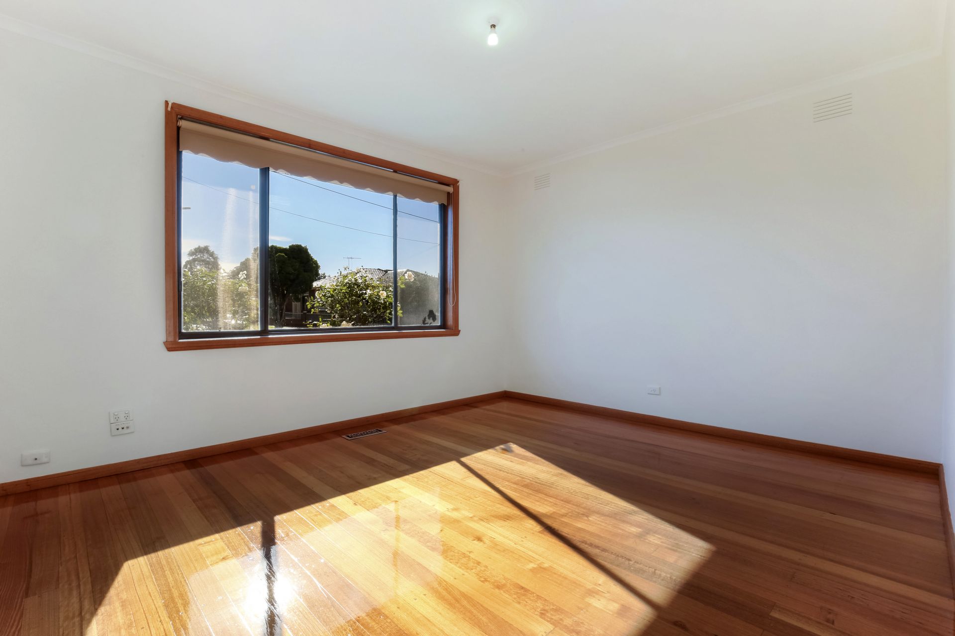 NEWLY RENOVATED IN IMPECCABLE CONDITION