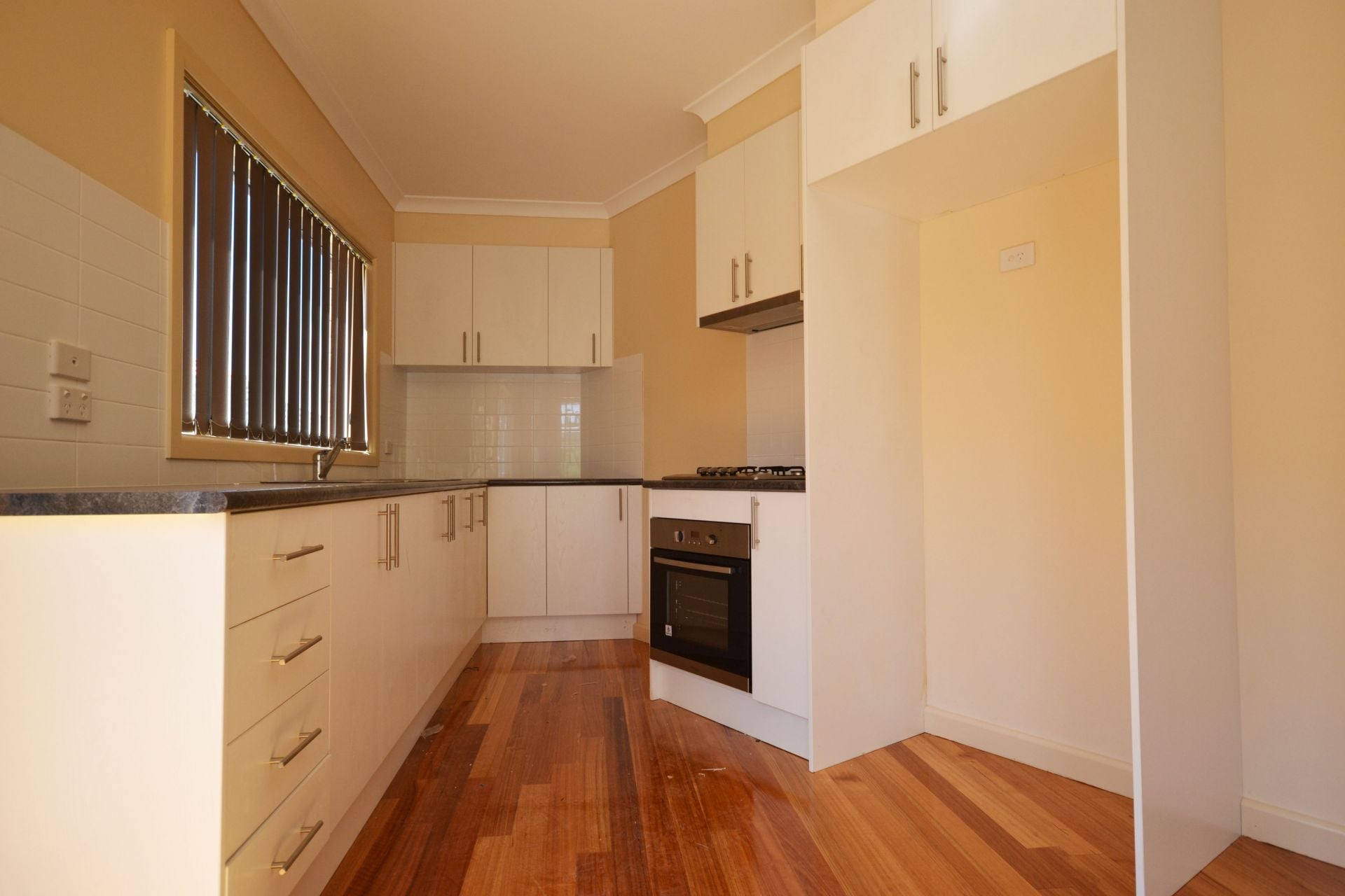 SPACIOUS ONE BEDROOM UNIT!