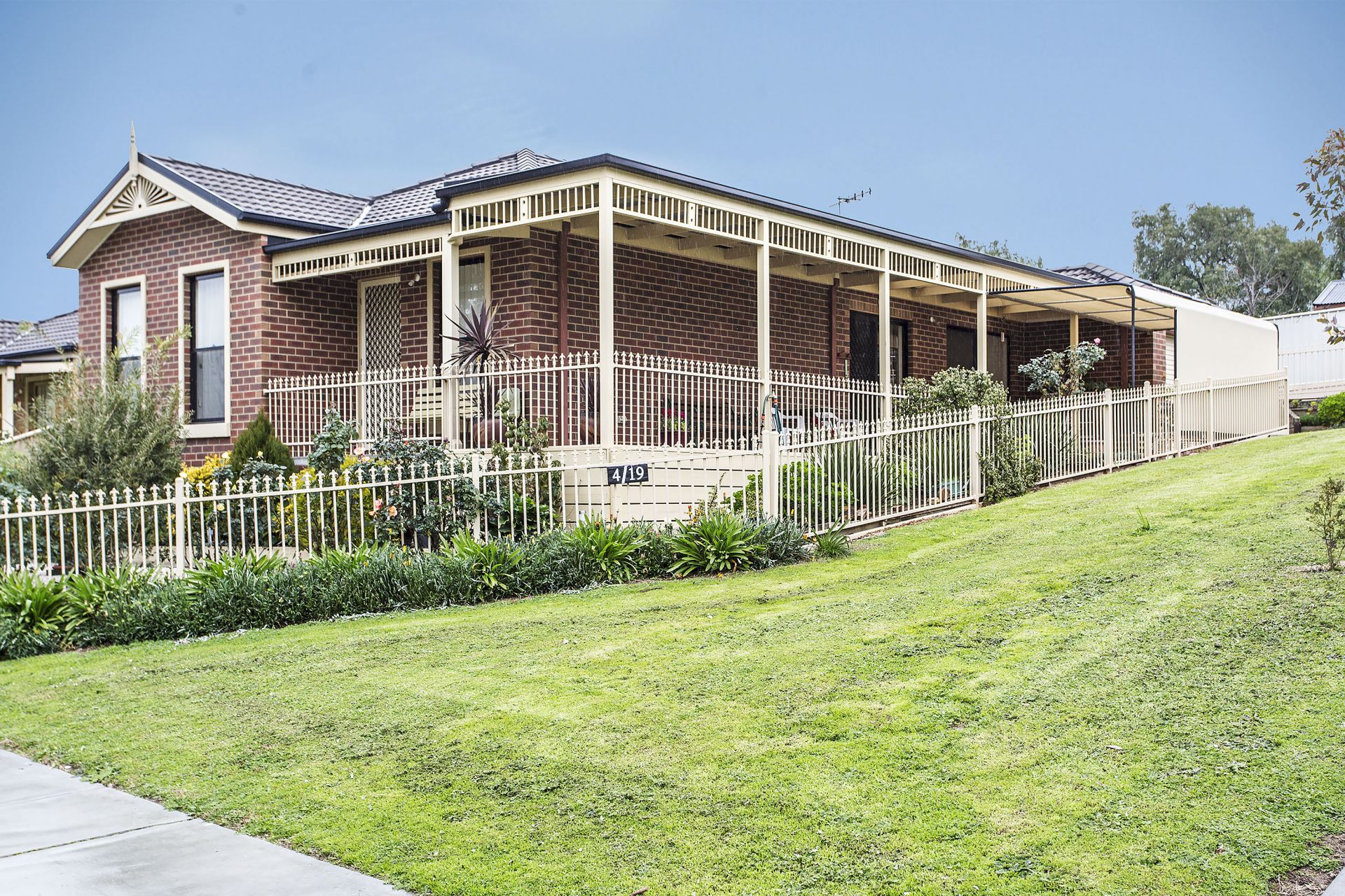 4/19 Holmes Road, North Bendigo DCK Real Estate