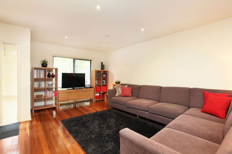 21/127 Somerville Road, Yarraville - Thumbnail 3