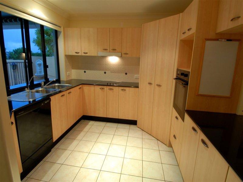 14 Mykonos Place PARREARRA QLD, Parrearra - Thumbnail 4