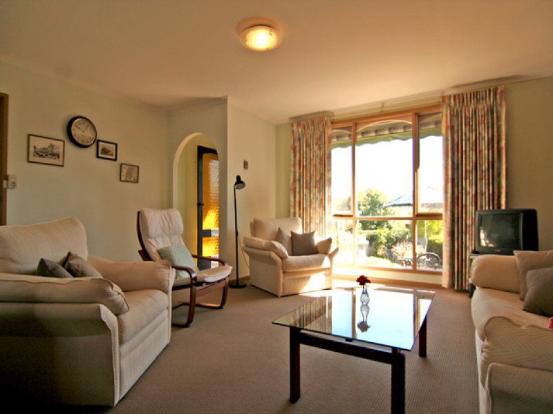 8 Lazar Place, Chapman - Thumbnail 3