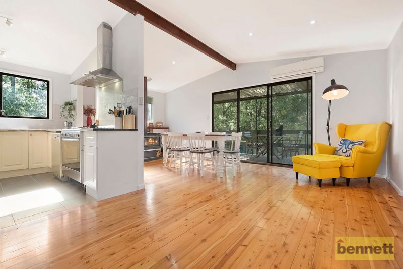 233 Lieutenant Bowen Drive, Bowen Mountain - Thumbnail 4
