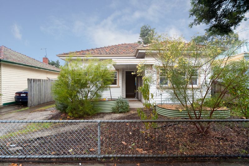 209 Essex Street, West Footscray - Thumbnail 2