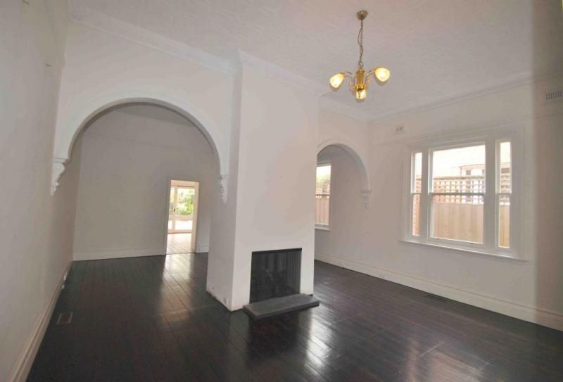 16 Rockbrook Road, St Kilda East - Thumbnail 3