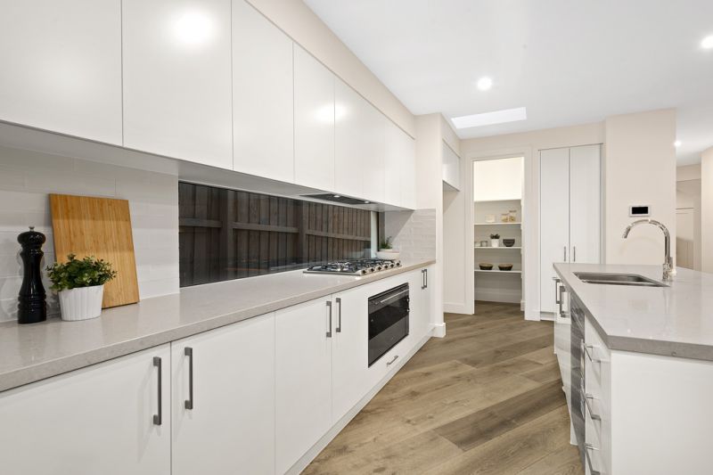 18 Heather Court, Hawthorn East - Thumbnail 6