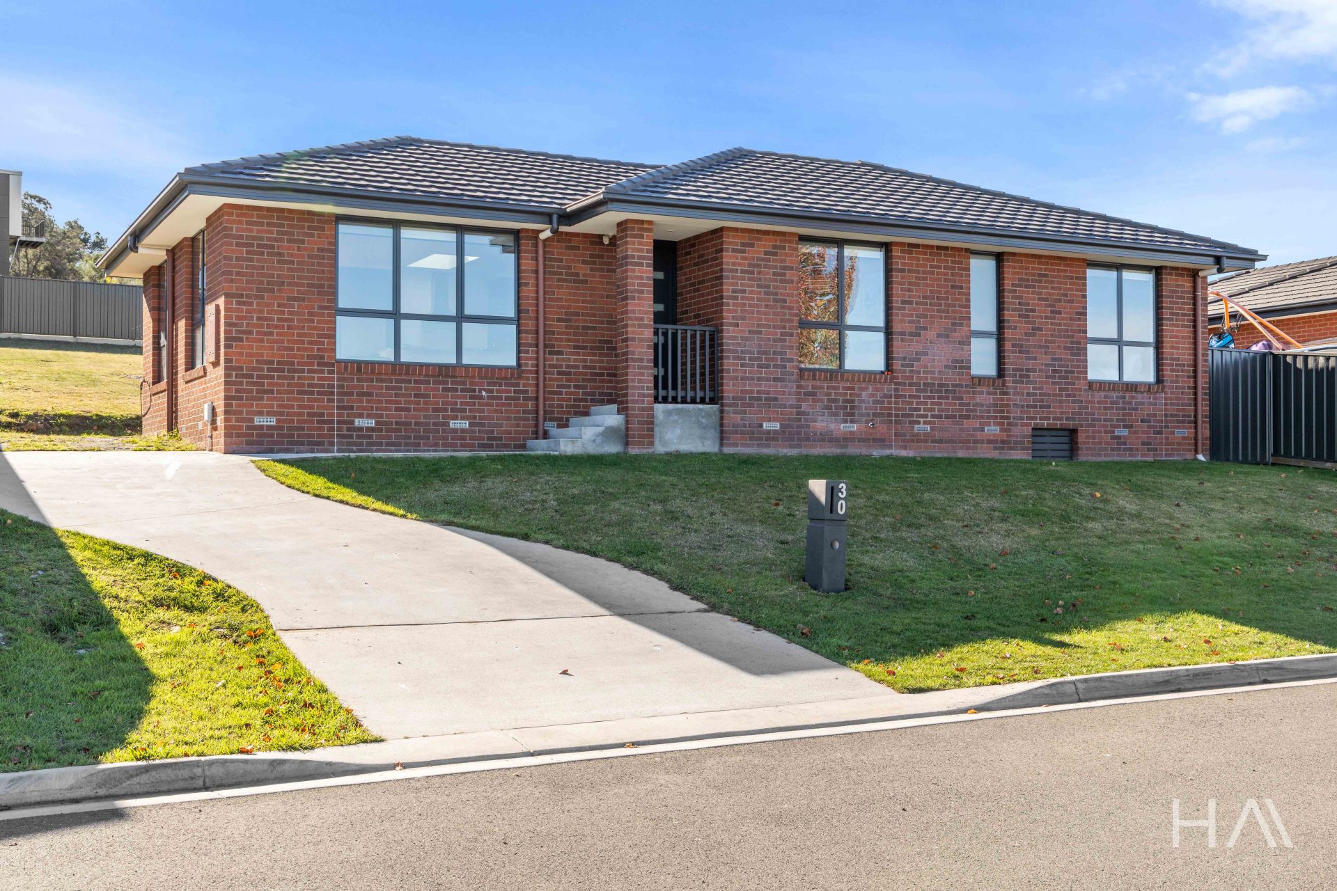 30 Muirton Way Perth, Perth - Thumbnail 2