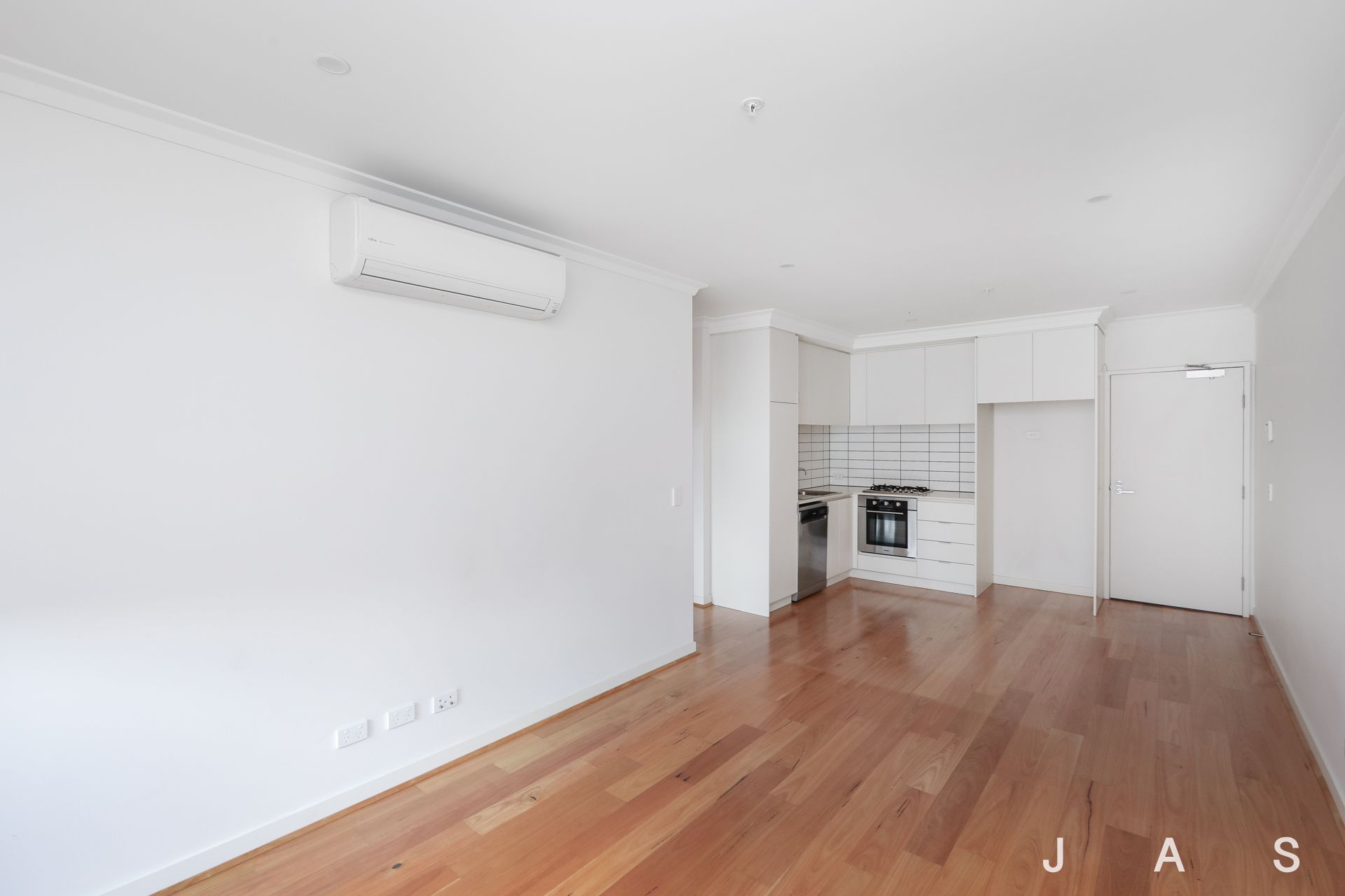 207/26 Beaurepaire Parade Footscray VIC, Footscray - Thumbnail 5