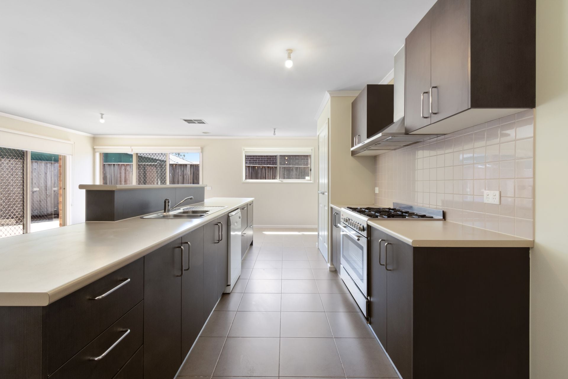 FABULOUS FOUR BEDROOM FAMILY HOME