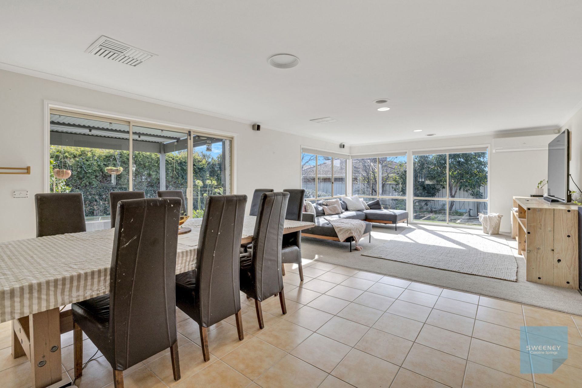 32 Wyperfeld Circuit, Caroline Springs - Thumbnail 7