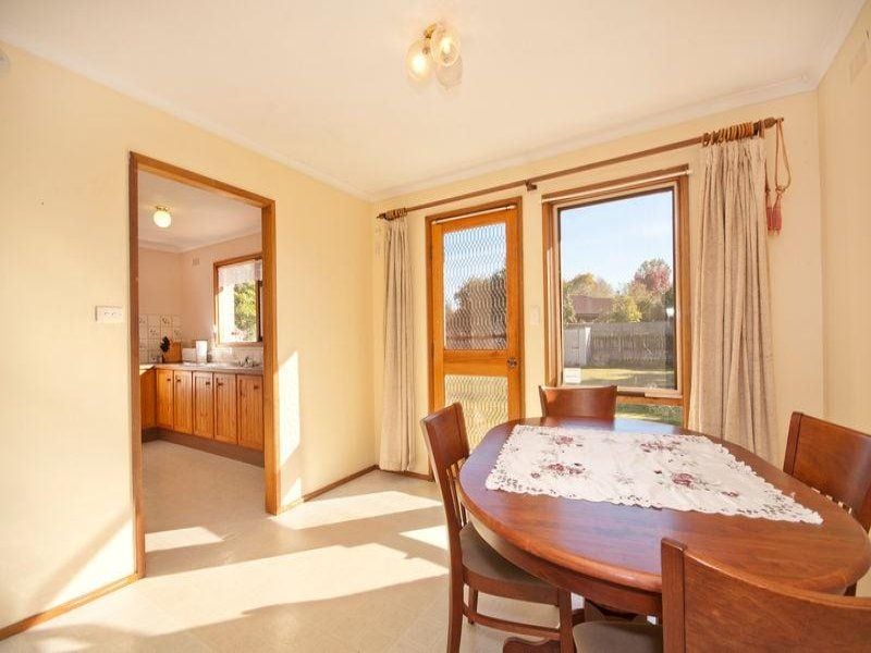 31 Stodart Street COLAC VIC, Colac - Thumbnail 4