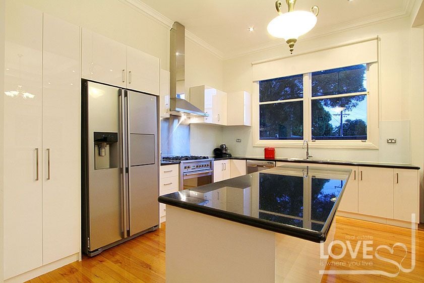 Period Elegance With Modern Living
