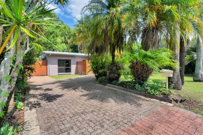14 Oleander Street, Holloways Beach