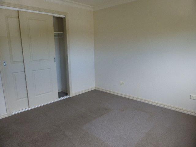 MASSIVE TOWNHOUSE TO NOT BE MISSED!