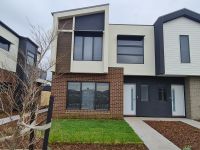 13 Joey Crescent, Deanside VIC