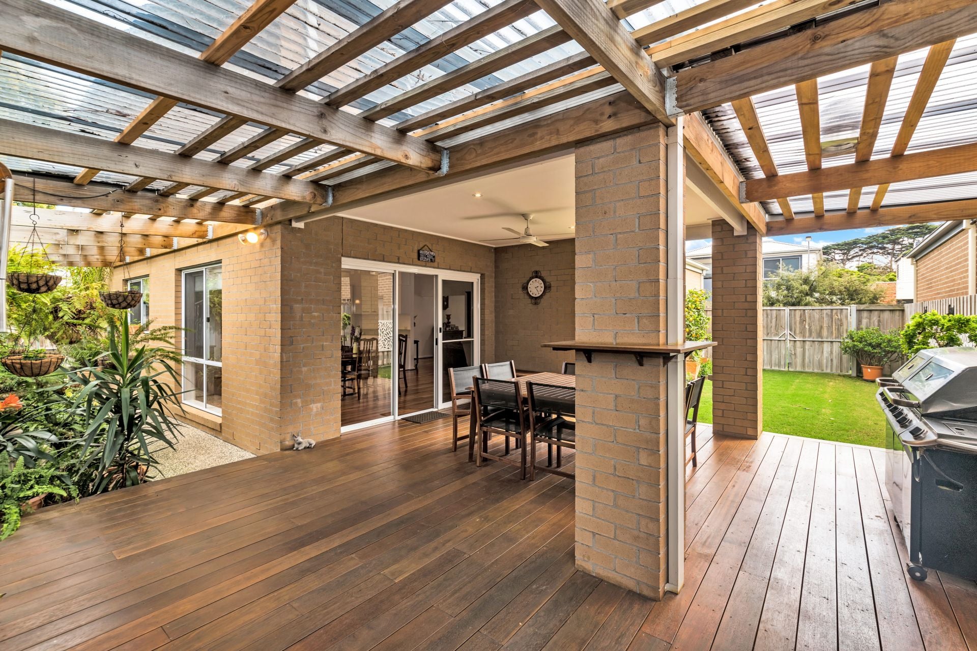 4 Ocean Mist Court, St Leonards Neville Richards Real Estate