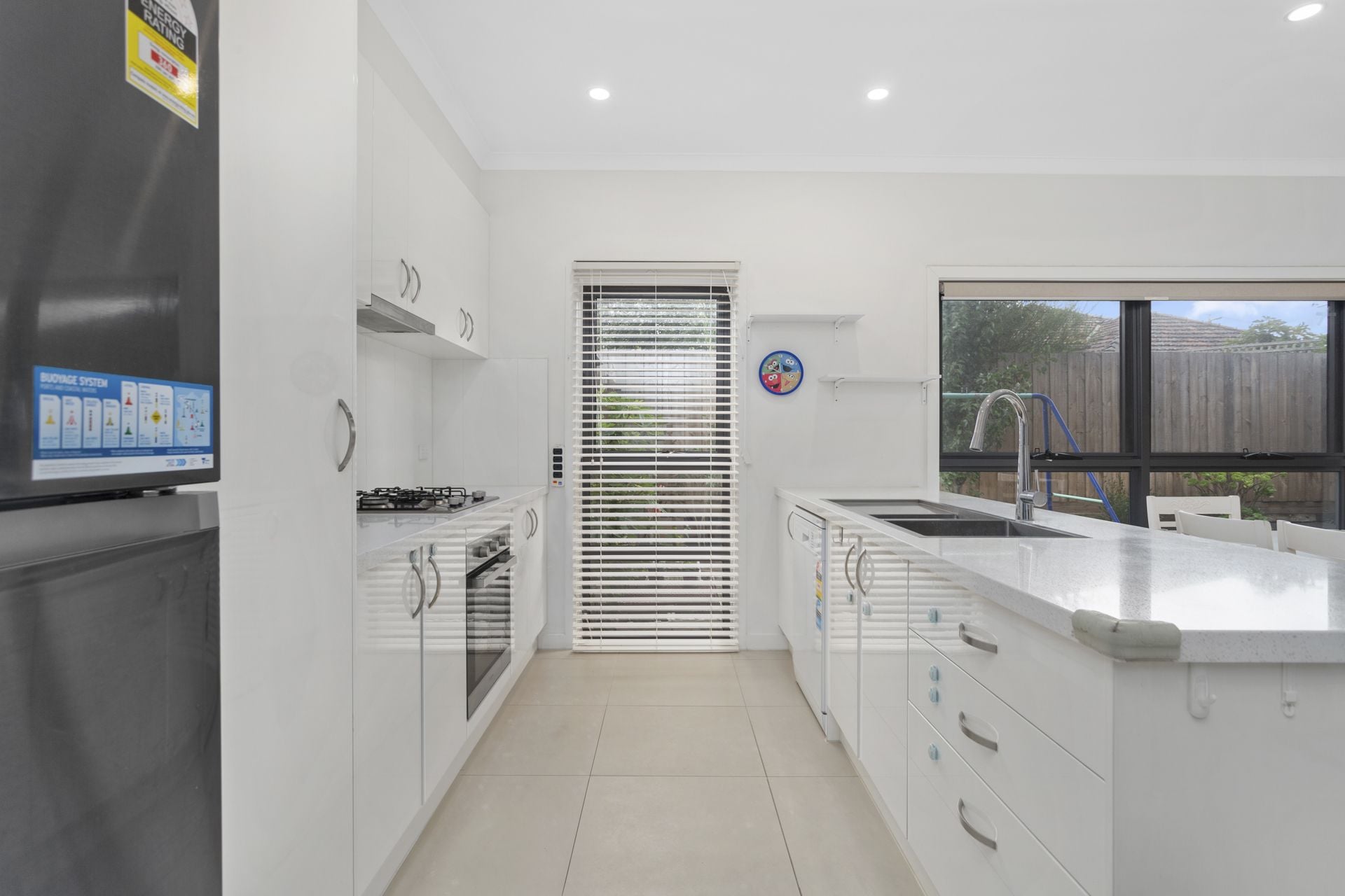 WALK TO THE TRAIN - BOUTIQUE LIVING