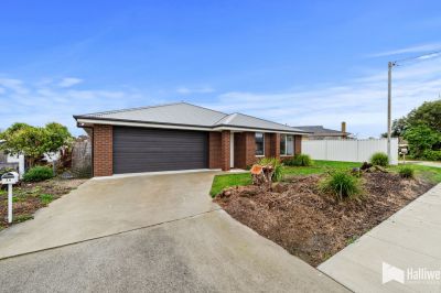 4
 
 
 
  
 
 
 2
 
 
 
  
 
 
 2
 
 
 
 
 
 
 
 14 Club Drive, Shearwater TAS 7307, Shearwater - Thumbnail 2