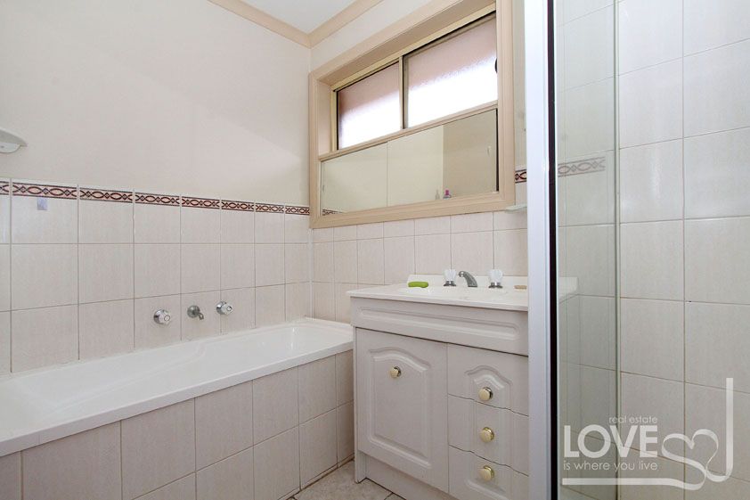 CENTRAL EPPING CHARM