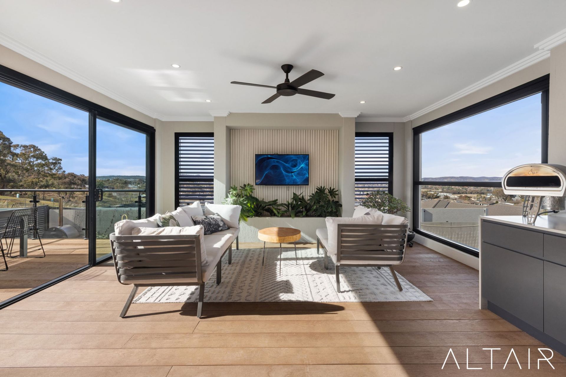 14 Bev Lawson Street, Casey, ACT, Casey - Thumbnail 3
