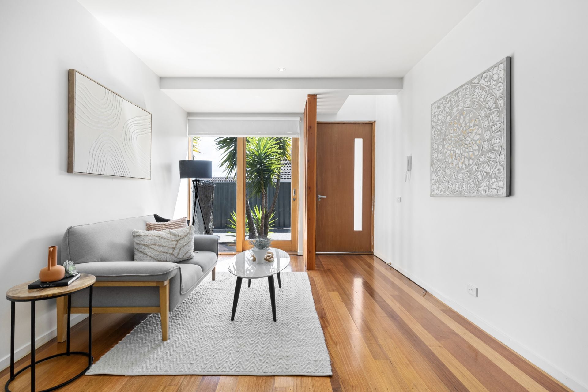 8/12 Wyuna Road, Caulfield North - Thumbnail 3