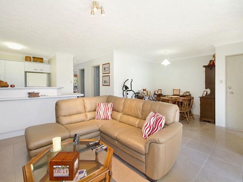 14/9 Ocean Street 'Ocean Cove' KIRRA QLD, ' Kirra - Thumbnail 7