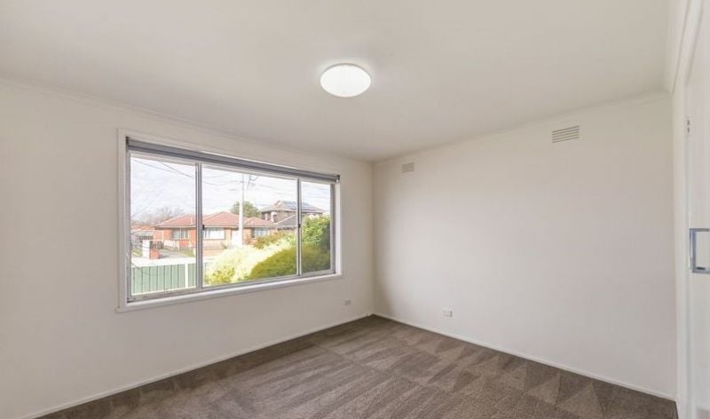 43 Tunbridge Crescent, Lalor