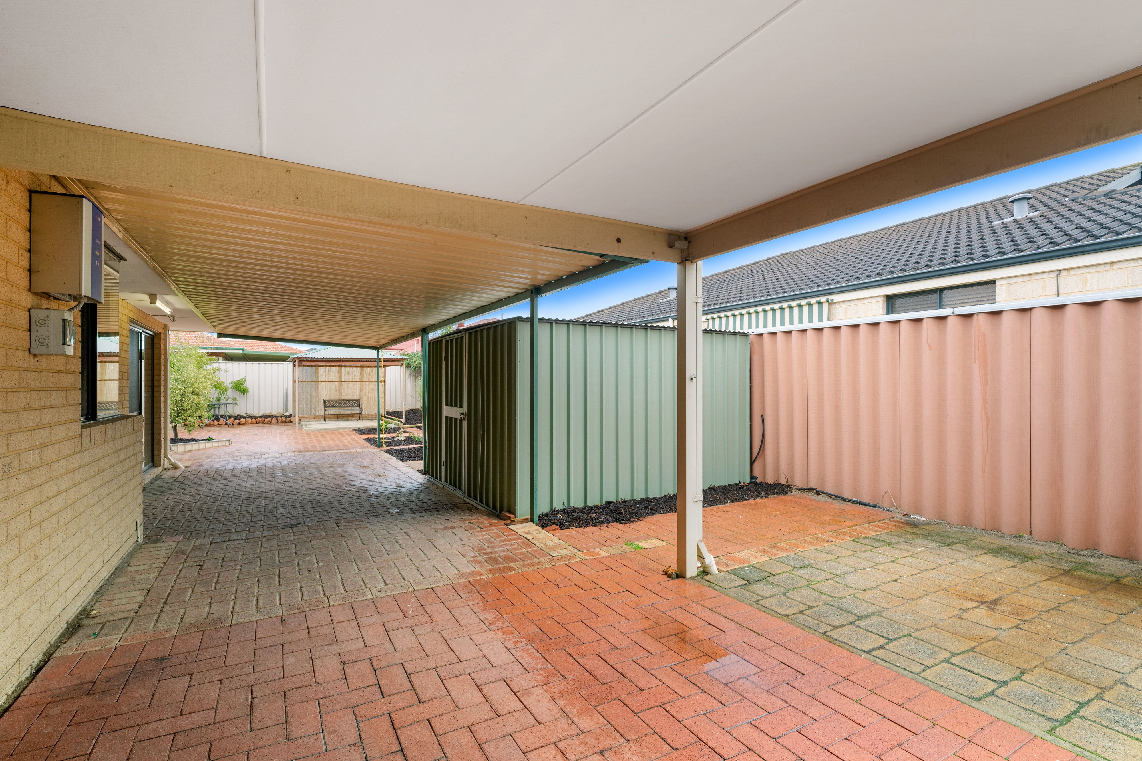 Real Estate For Sale 105 Dumbarton Road Canning Vale , WA