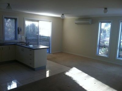 1/5 St Anne Place, DEVONPORT, Devonport - Thumbnail 4