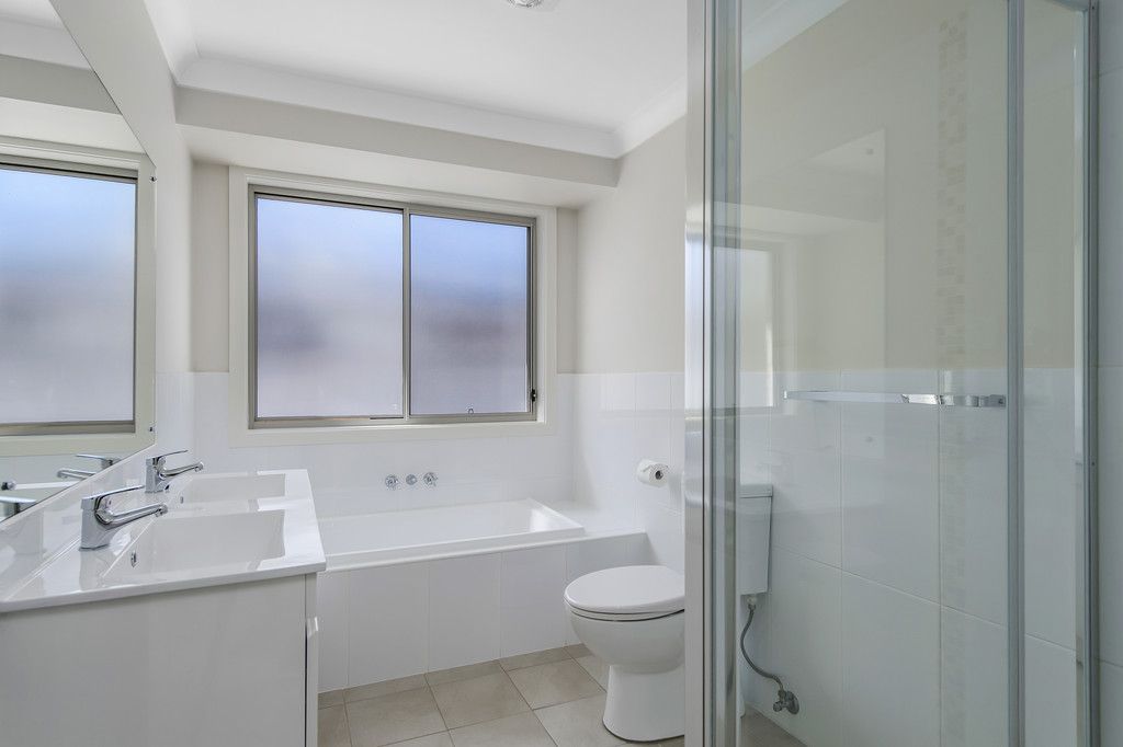 1/18 Reliance Crescent, LAURIETON NSW 2443