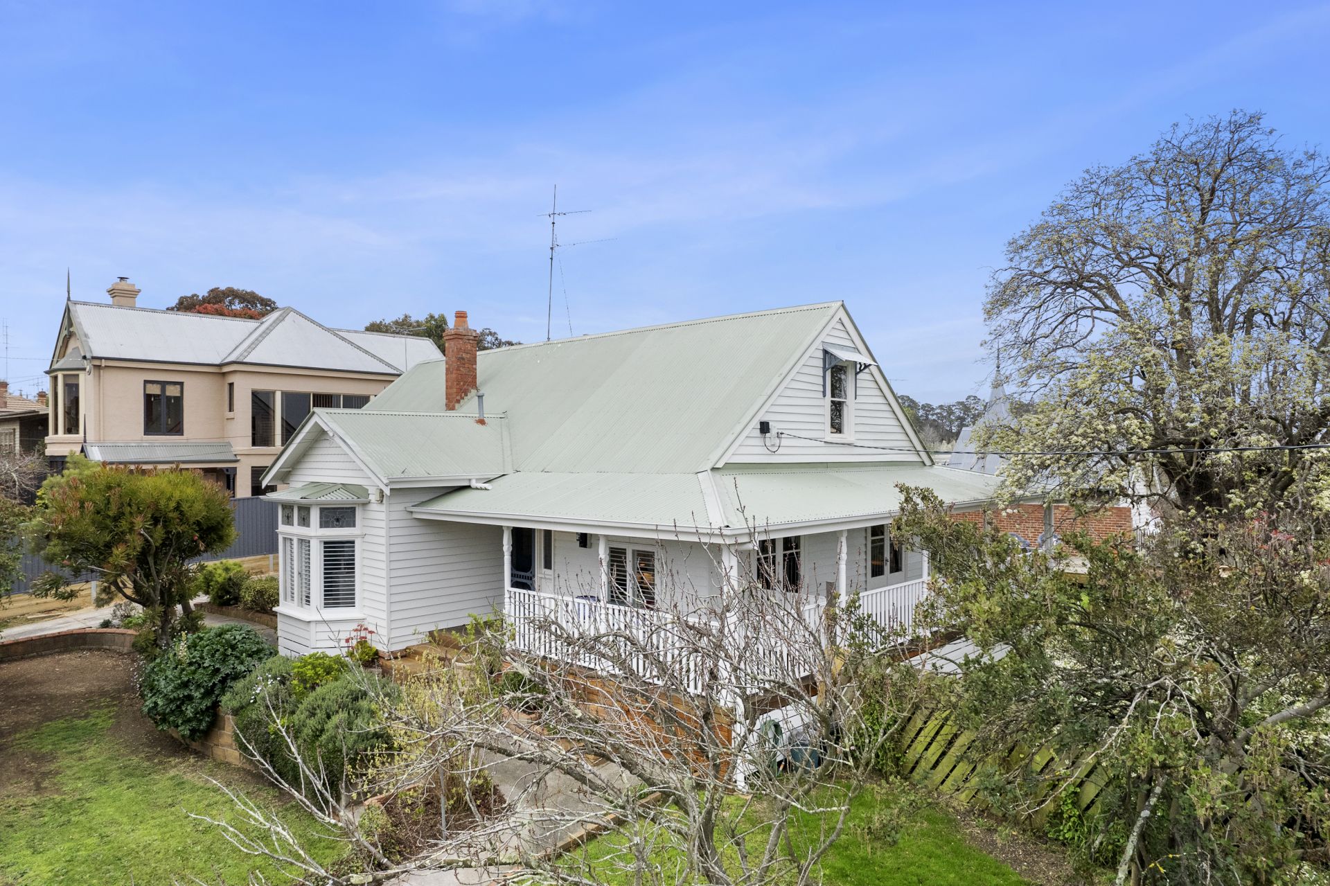 6 Young Street Golden Point VIC, Golden Point - Thumbnail 3