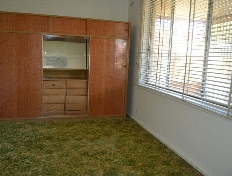 Two Bedroom Plus Studio/3rd Bedroom