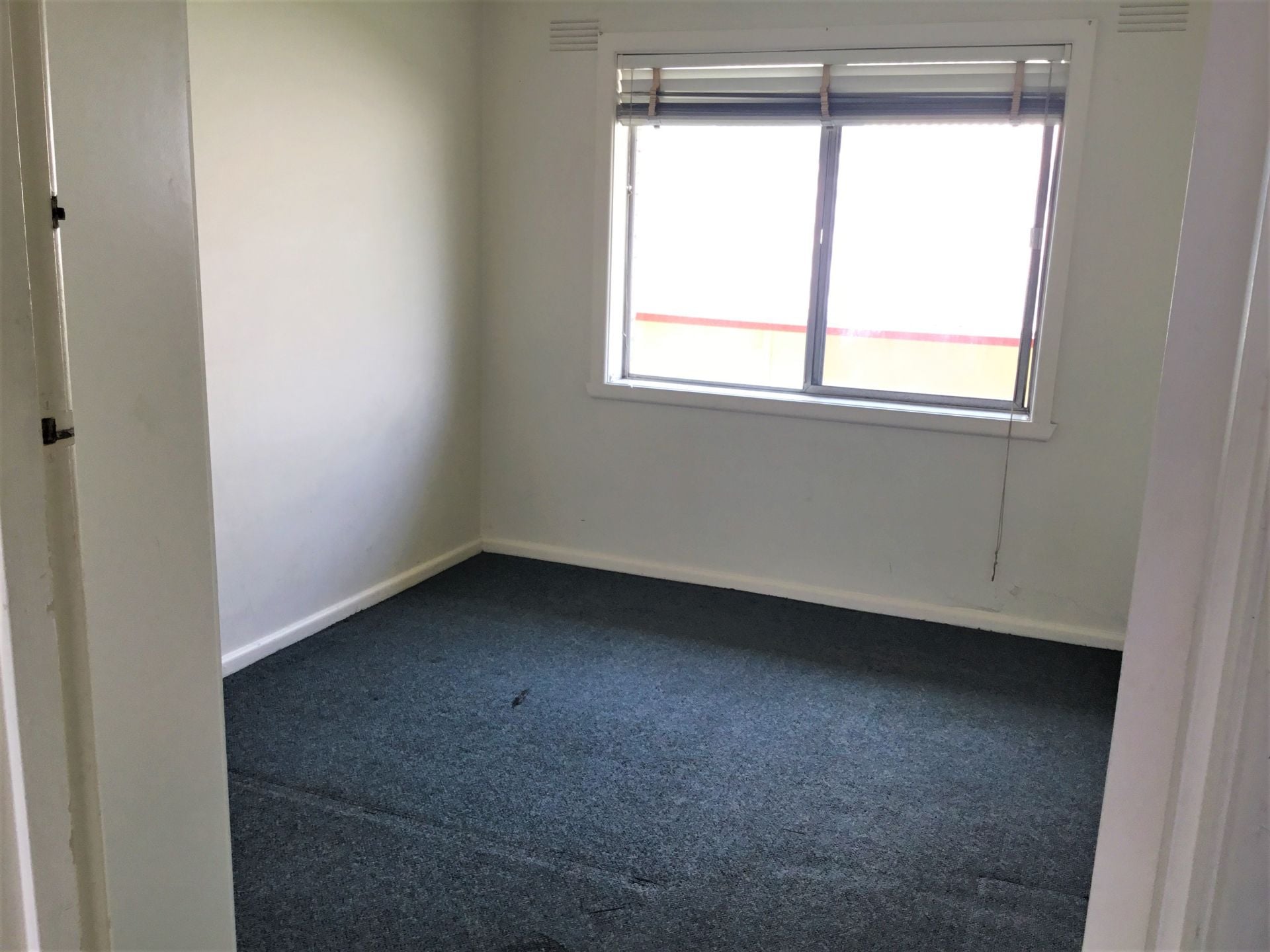 Minutes from Croxton Station & High Street!
