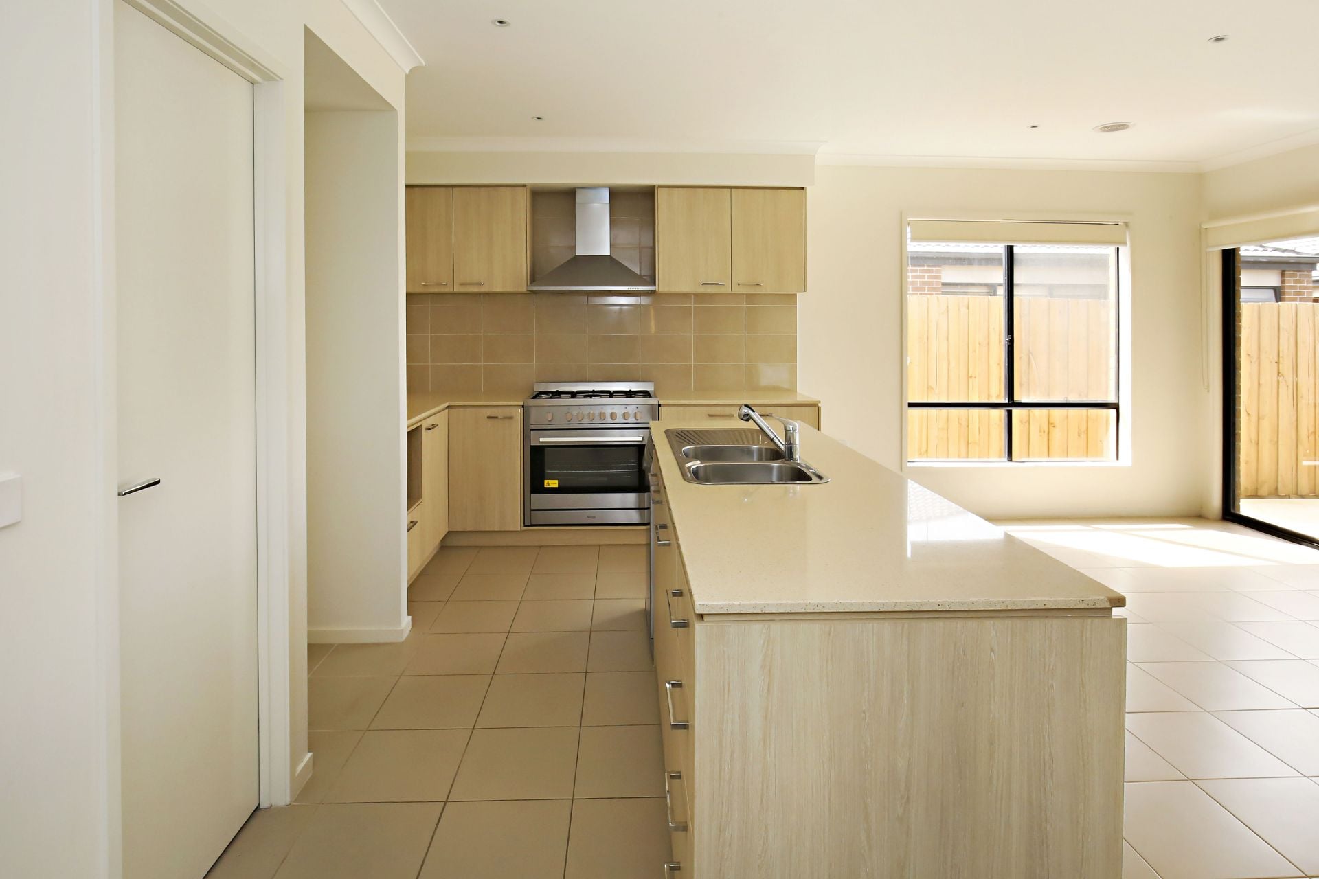 LUXURY HOME AT YOUR FINGERTIPS