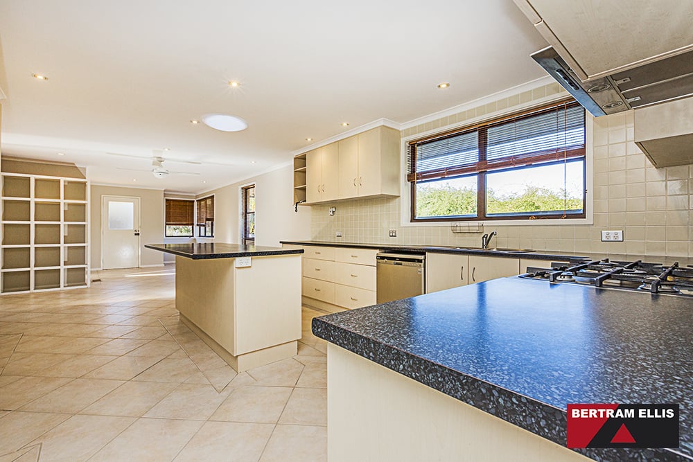 23 Brownsmith Crescent, Kambah - Thumbnail 6