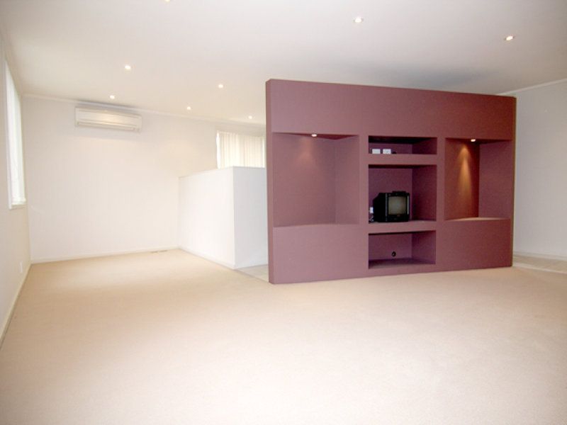 29 Preston Street, Weston - Thumbnail 4