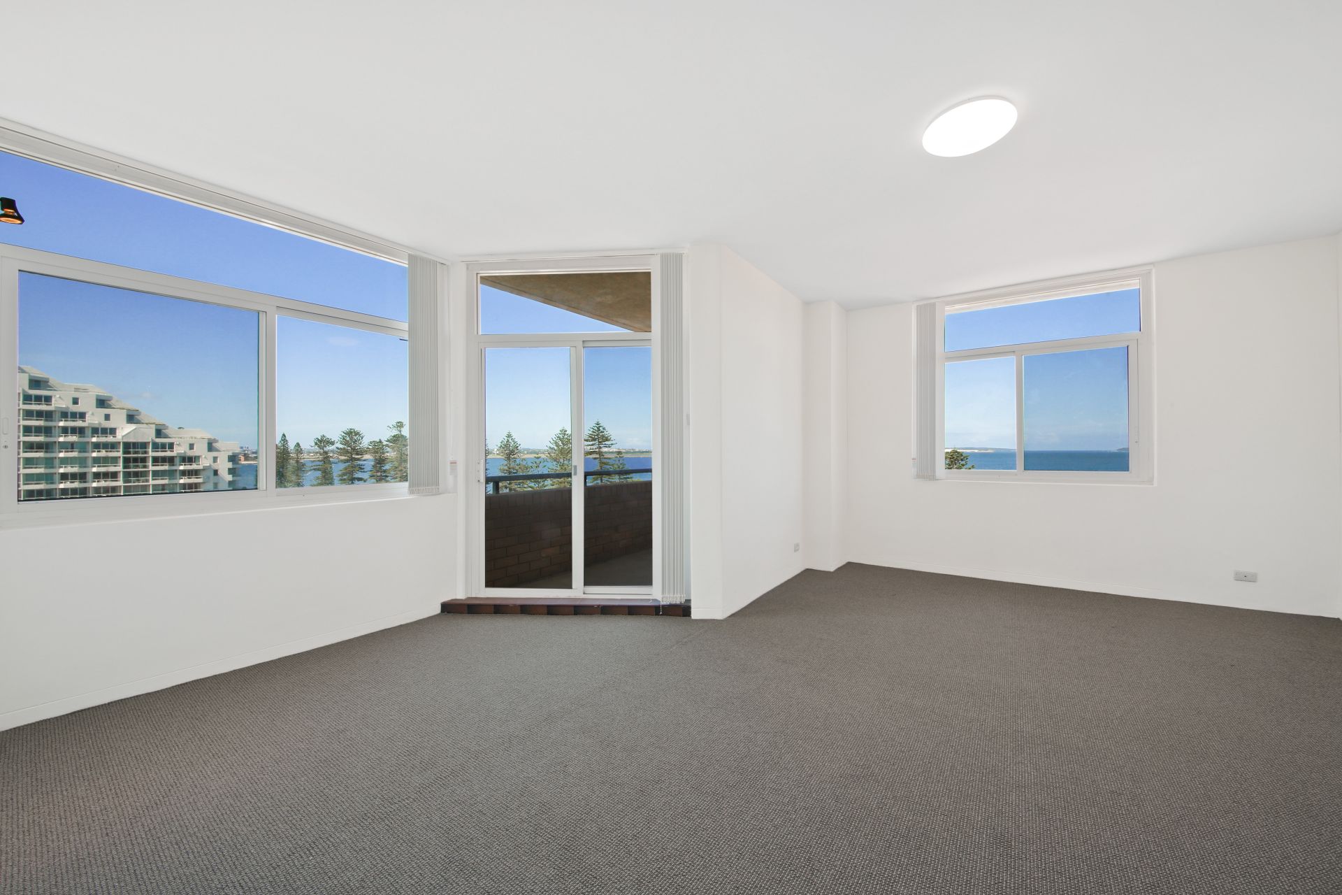 Top Floor Apartment with Breathtaking Views